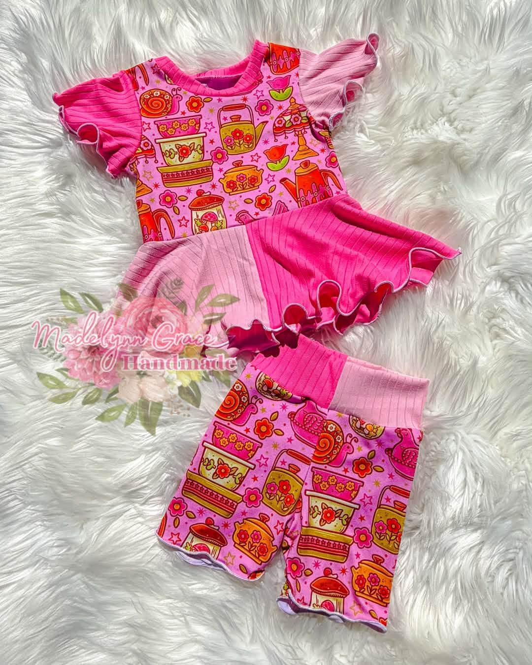 Granny Trinkets 3T Flutter Peplum & Bikers