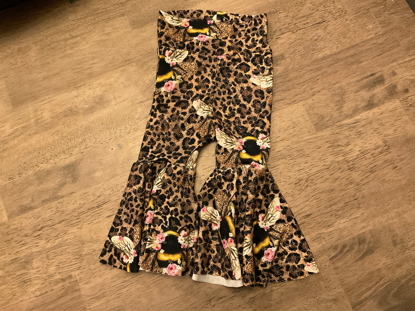 Cheetah Bumblebee Bells 3/6M