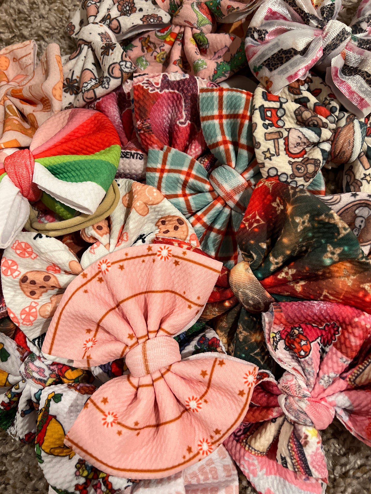 $1 Christmas mystery bows