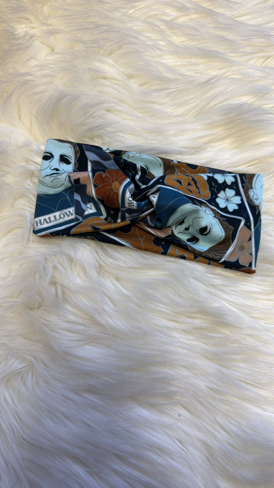 Small-Town Slasher Mommy Twist